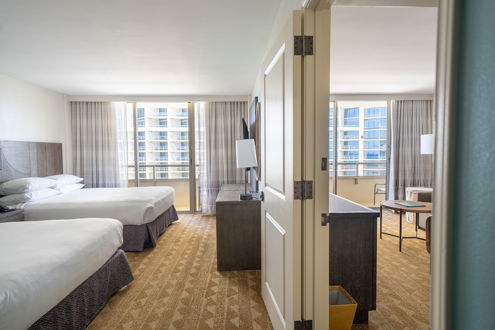 Embassy Suites by Hilton Waikiki Beach Walk — Hotel rooms in Honolulu, Hawaii