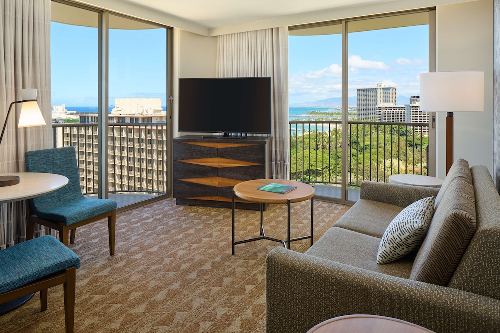 Embassy Suites by Hilton Waikiki Beach Walk — Hotel rooms in Honolulu, Hawaii