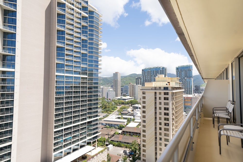 Embassy Suites by Hilton Waikiki Beach Walk — Attractions in the area in Honolulu, Hawaii