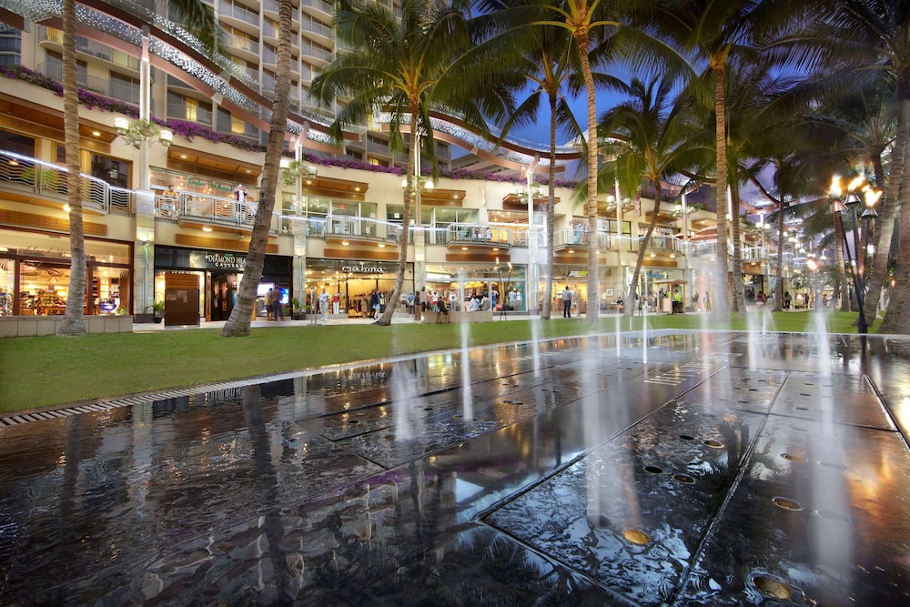 Embassy Suites by Hilton Waikiki Beach Walk — Attractions in the area in Honolulu, Hawaii