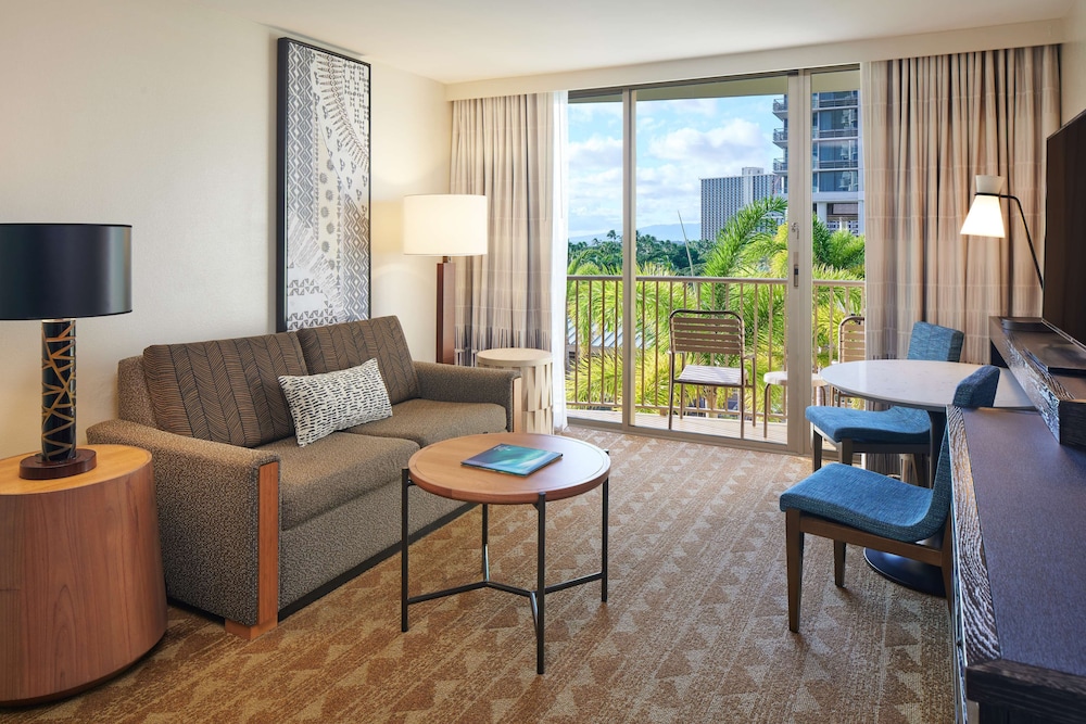 Embassy Suites by Hilton Waikiki Beach Walk — Hotel rooms in Honolulu, Hawaii