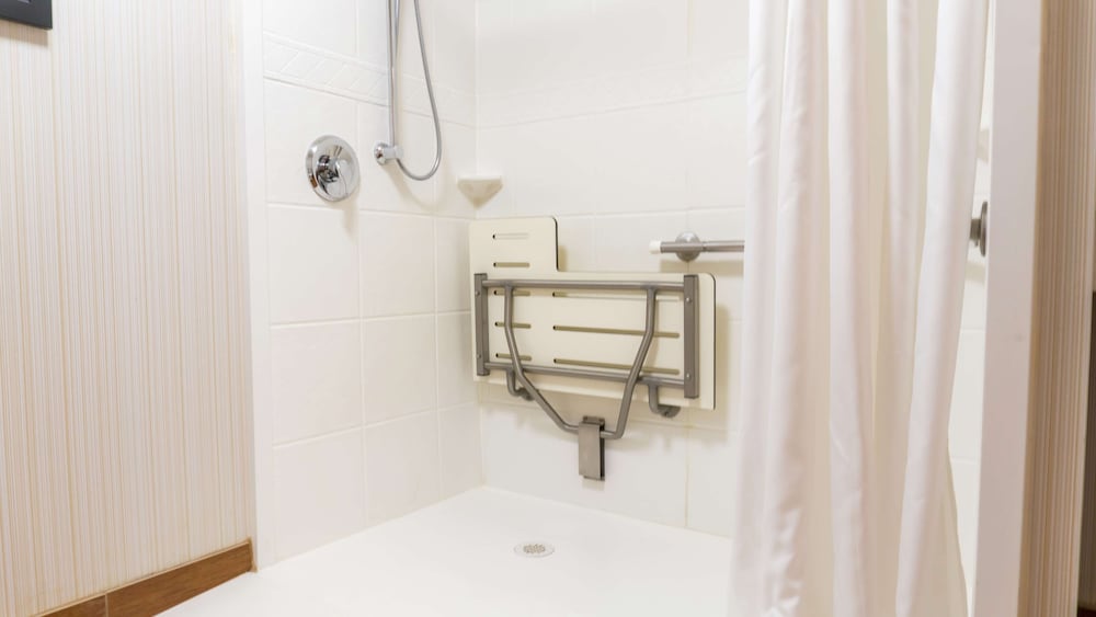 Hilton Garden Inn Plymouth — Hotel rooms in Plymouth, Michigan