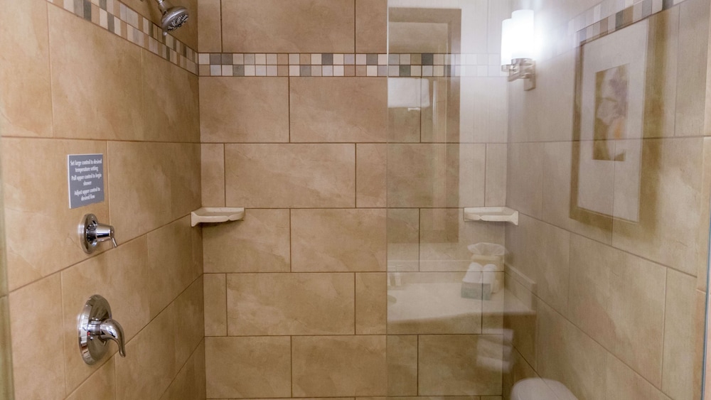 Hilton Garden Inn Plymouth — Hotel rooms in Plymouth, Michigan