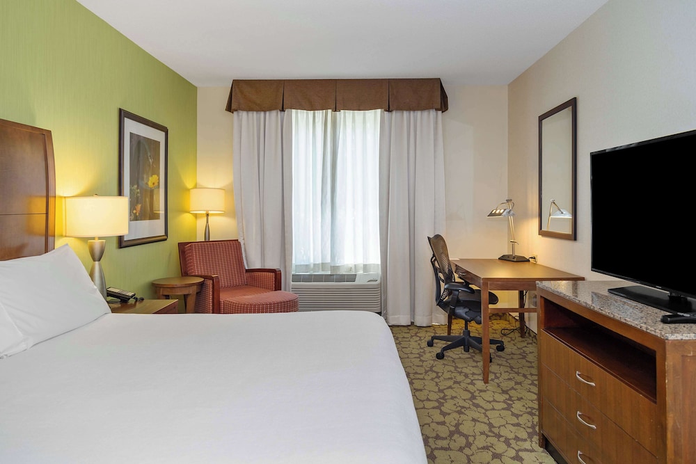 Hilton Garden Inn Plymouth — Hotel rooms in Plymouth, Michigan