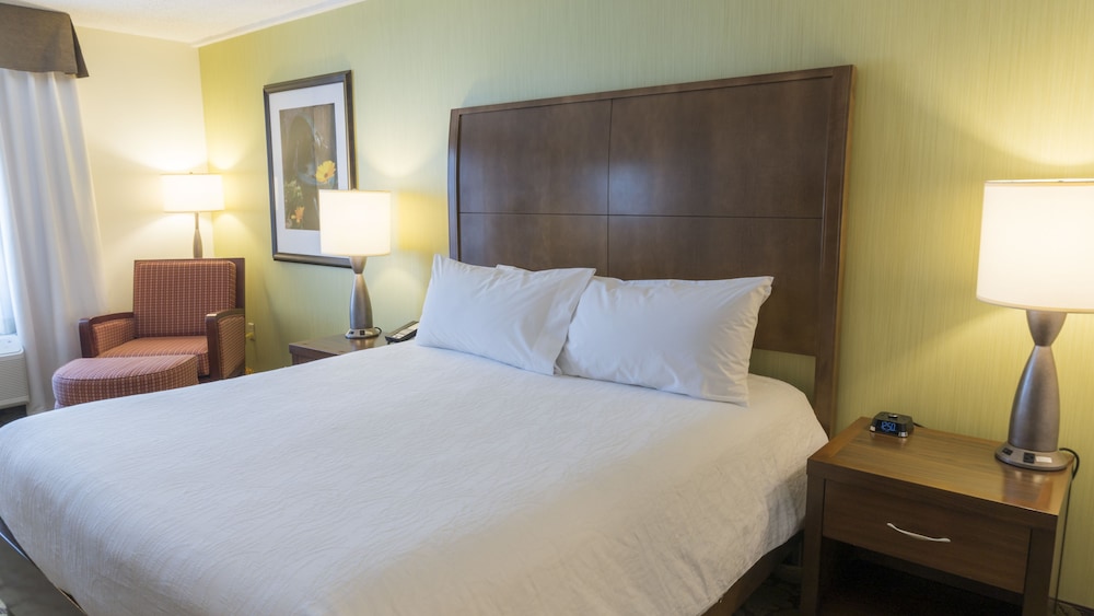 Hilton Garden Inn Plymouth — Hotel rooms in Plymouth, Michigan