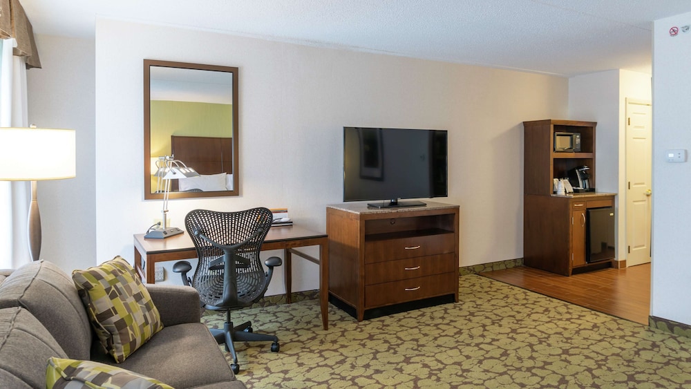 Hilton Garden Inn Plymouth — Hotel rooms in Plymouth, Michigan