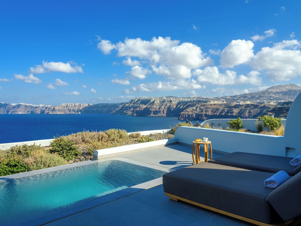 Neptune Luxury Spa Suites — Swimming pool in Akrotiri, South Aegean