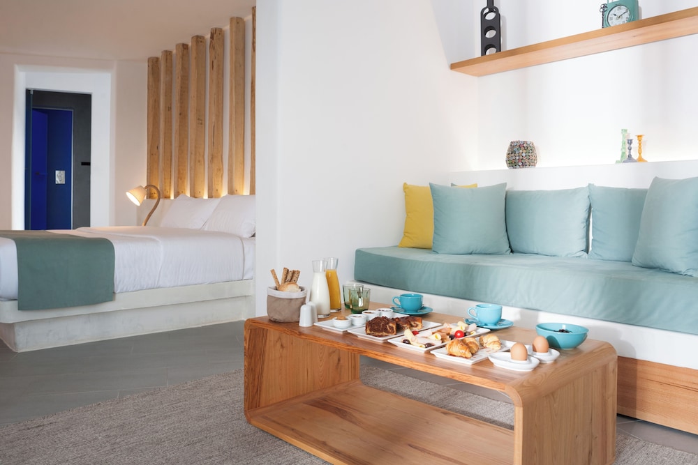 Neptune Luxury Spa Suites — Hotel rooms in Akrotiri, South Aegean