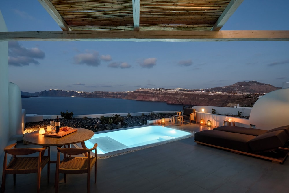 Neptune Luxury Spa Suites — Swimming pool in Akrotiri, South Aegean