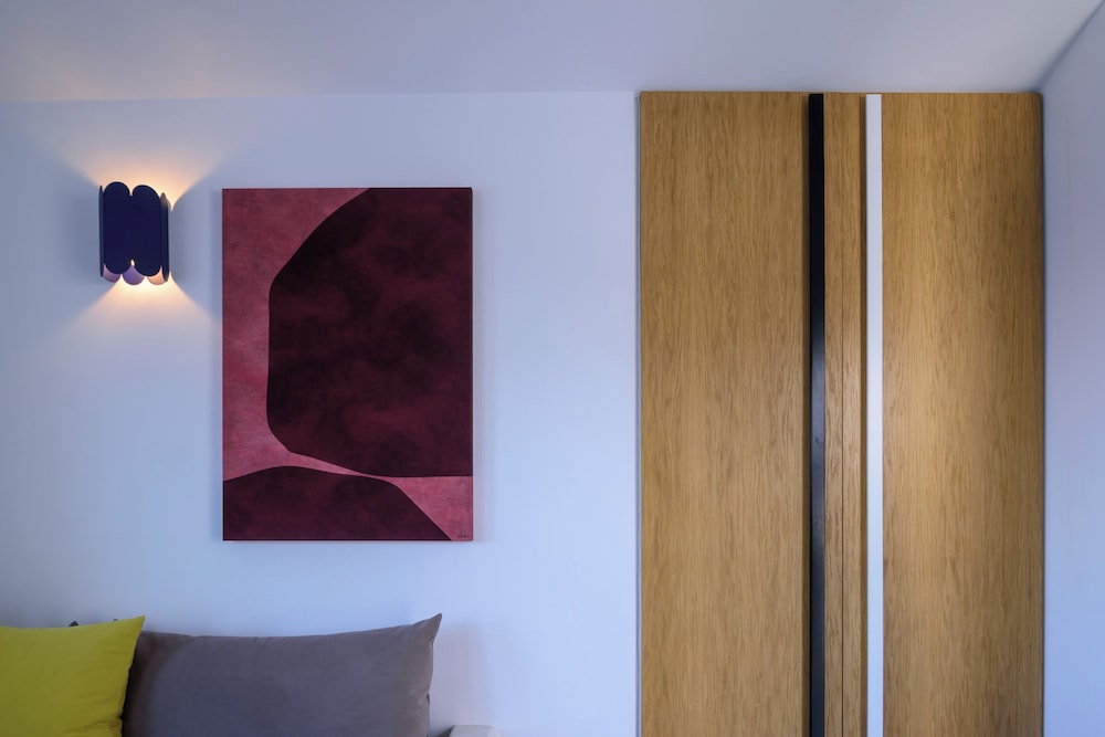 Neptune Luxury Spa Suites — Hotel rooms in Akrotiri, South Aegean