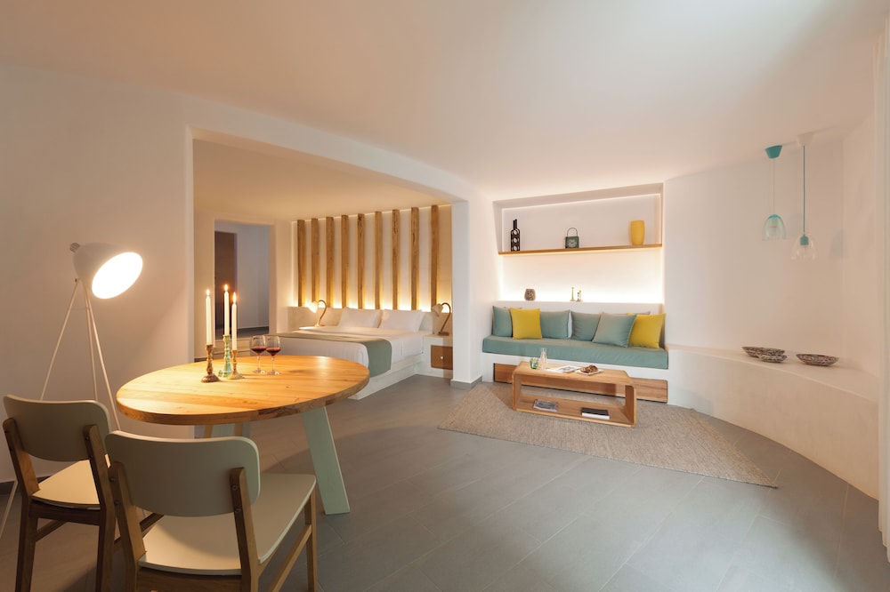 Neptune Luxury Spa Suites — Hotel rooms in Akrotiri, South Aegean
