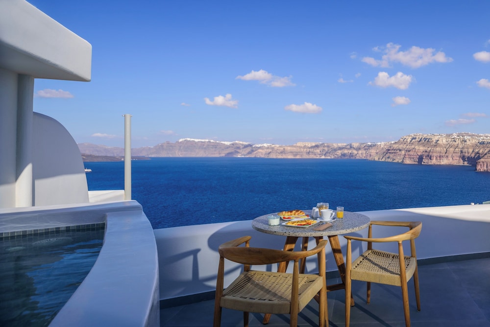 Neptune Luxury Spa Suites — Hotel rooms in Akrotiri, South Aegean