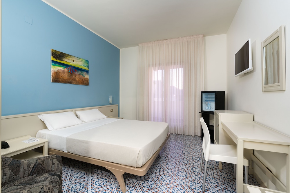 Saracen Sands Hotel & Congress Centre — Hotel rooms in Isola delle Femmine, Sicily