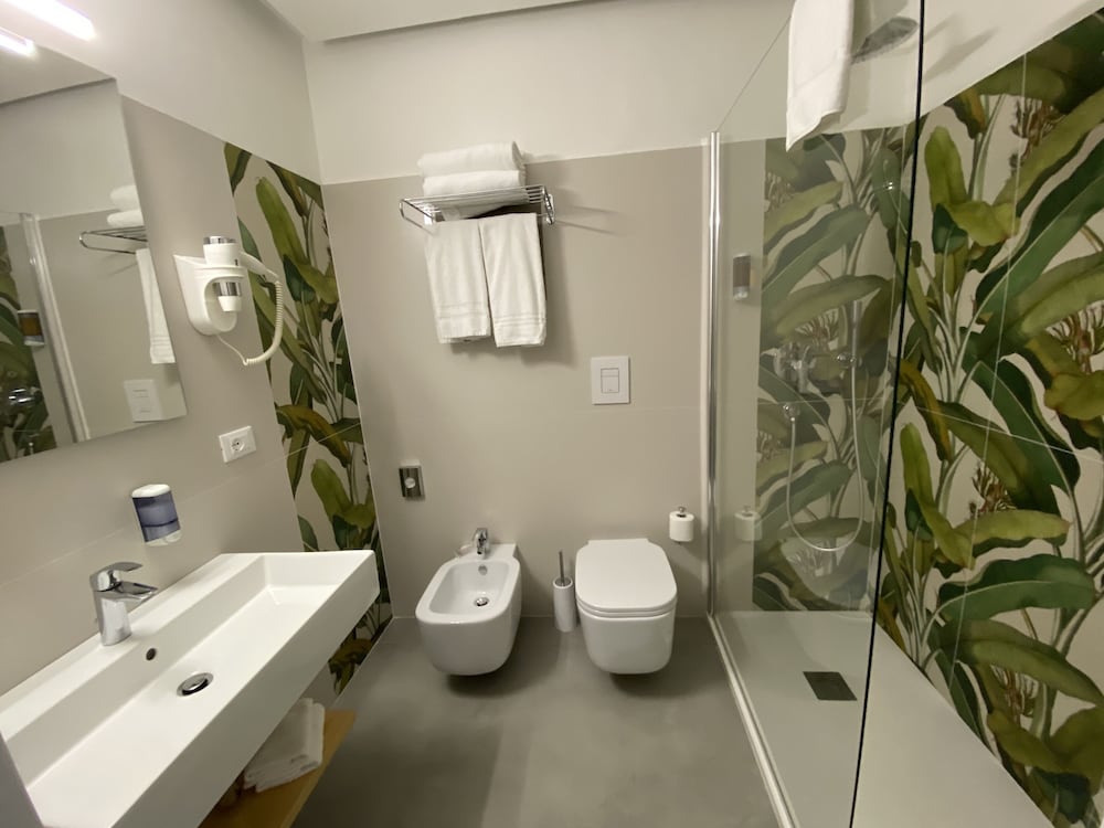 Saracen Sands Hotel & Congress Centre — Hotel rooms in Isola delle Femmine, Sicily
