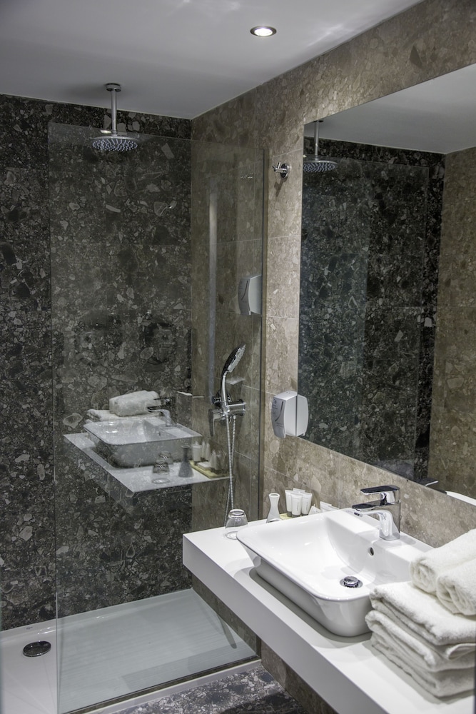 Akti Imperial Deluxe Resort & Spa Dolce by Wyndham - All inclusive — Hotel rooms in Rhodes Town, South Aegean