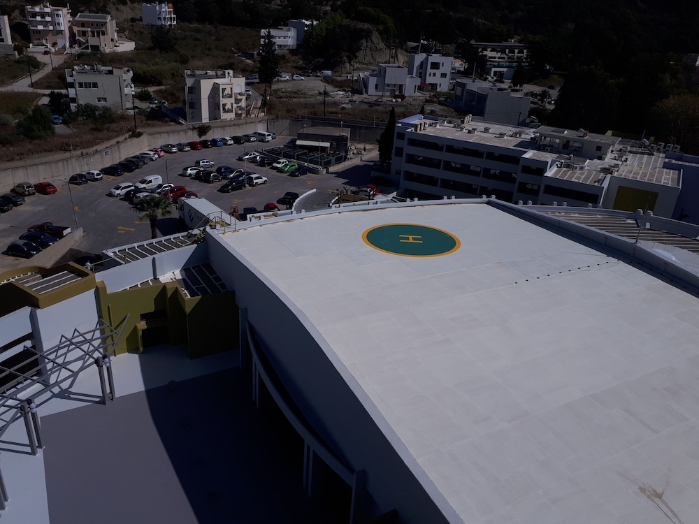 Akti Imperial Deluxe Resort & Spa Dolce by Wyndham - All inclusive — Hotel building in Rhodes Town, South Aegean