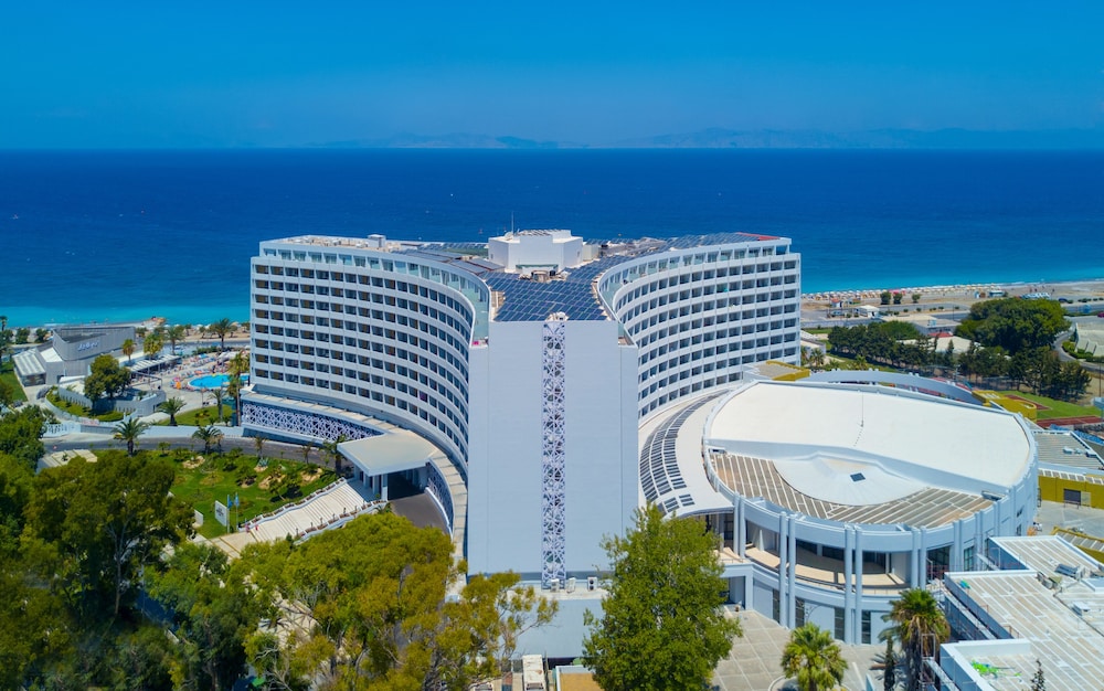 Akti Imperial Deluxe Resort & Spa Dolce by Wyndham - All inclusive — Hotel building in Rhodes Town, South Aegean