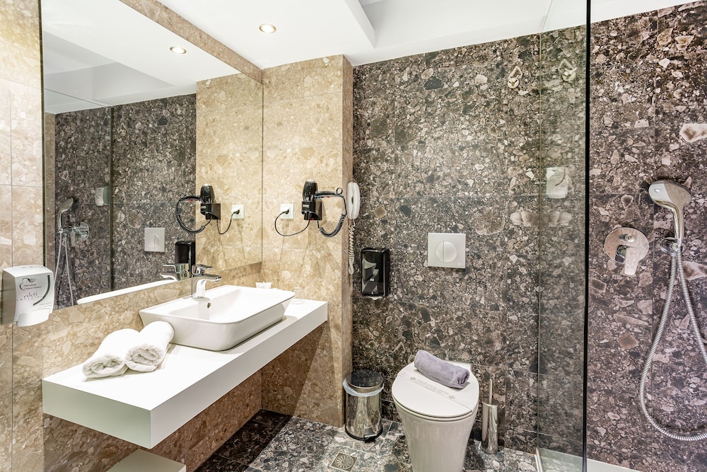 Akti Imperial Deluxe Resort & Spa Dolce by Wyndham - All inclusive — Hotel rooms in Rhodes Town, South Aegean
