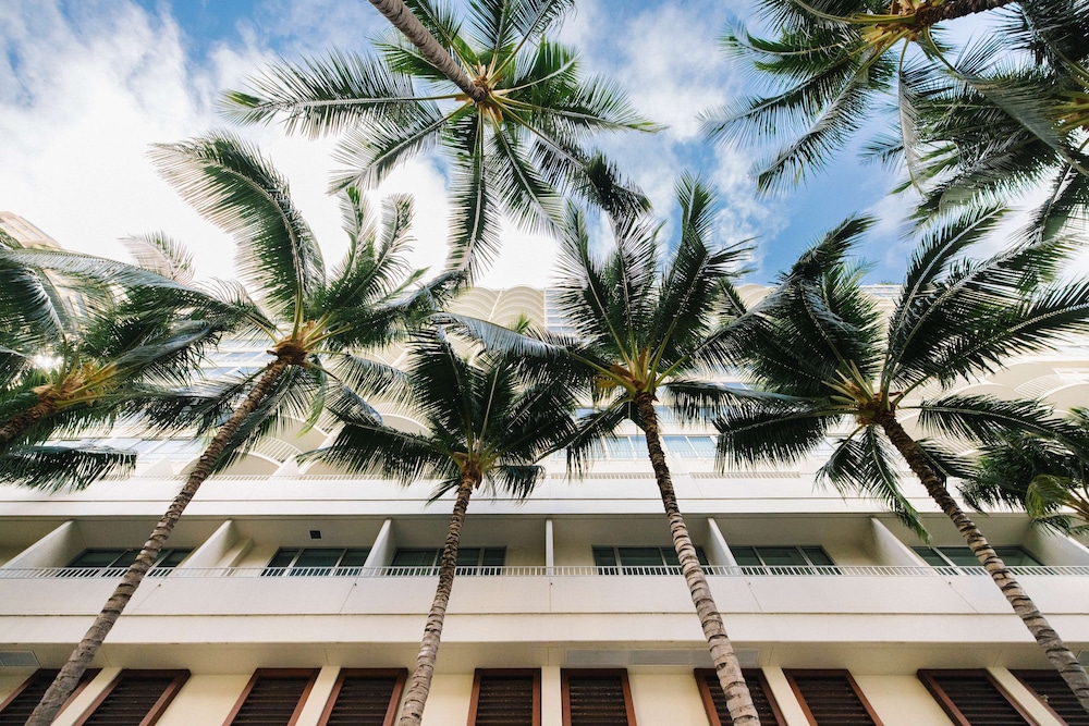 Hilton Vacation Club The Modern Honolulu — Hotel building in Honolulu, Hawaii