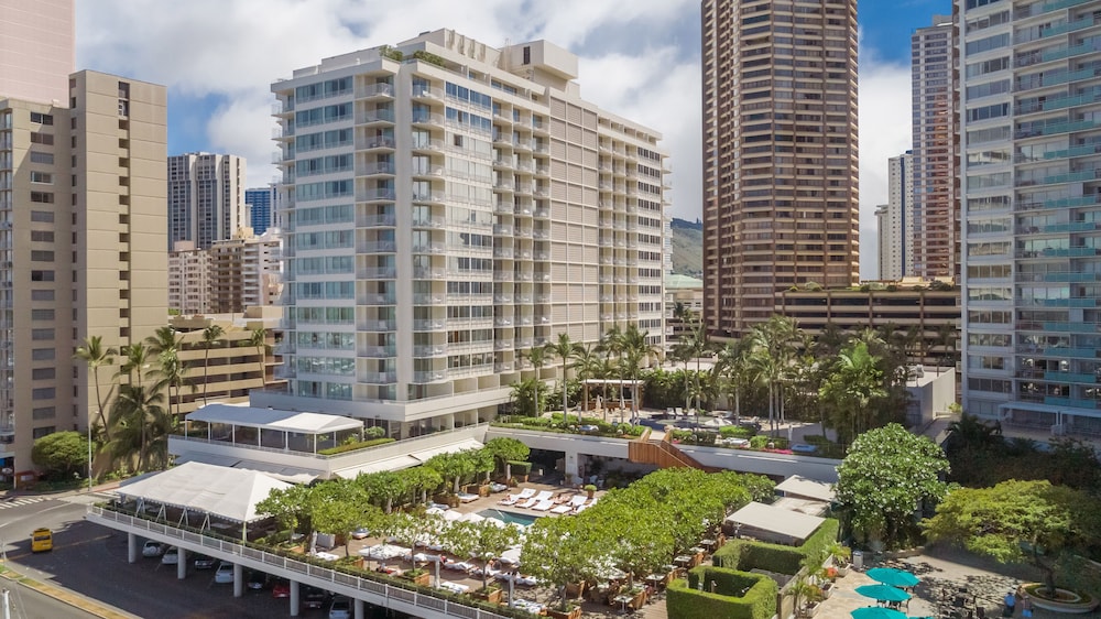 Hilton Vacation Club The Modern Honolulu — Hotel building in Honolulu, Hawaii