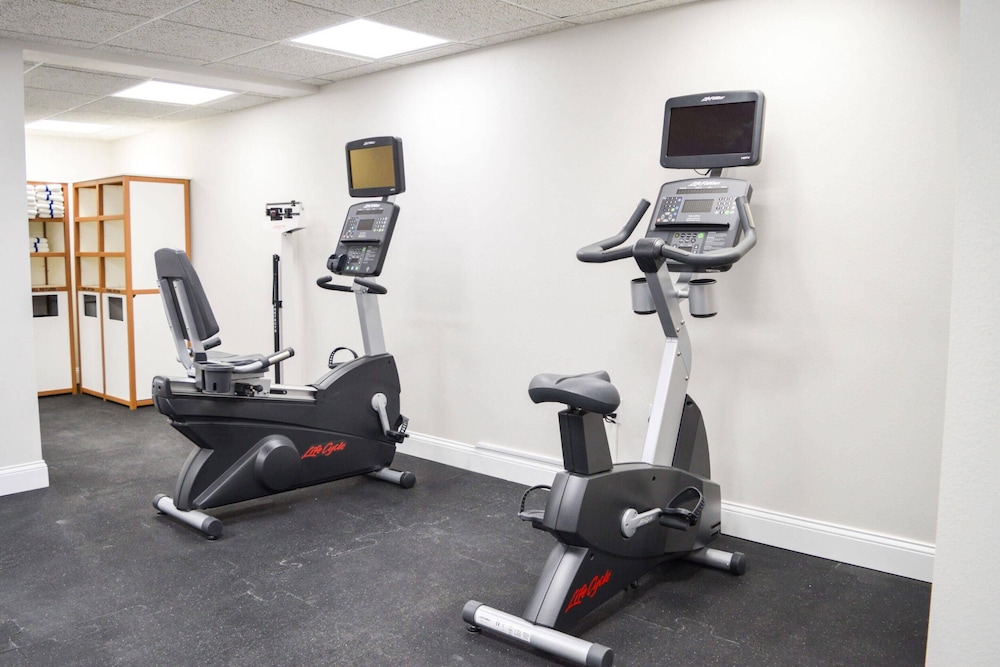 Radisson Hotel Orlando Lake Buena Vista South — Sports & recreation in Kissimmee, Florida