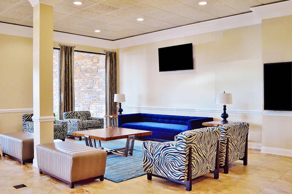 Radisson Hotel Orlando Lake Buena Vista South — Hotel building in Kissimmee, Florida