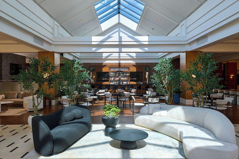 Detroit Marriott Troy — Restaurant & bars in Troy, Michigan