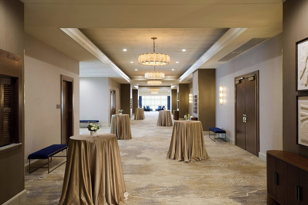 Detroit Marriott Troy — Hotel building in Troy, Michigan