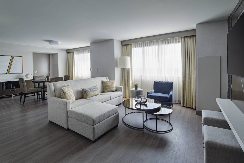 Detroit Marriott Troy — Hotel rooms in Troy, Michigan
