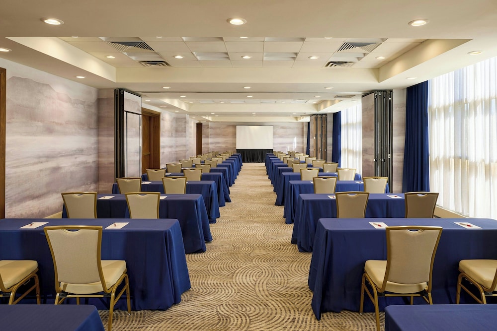 Detroit Marriott Troy — Hotel building in Troy, Michigan