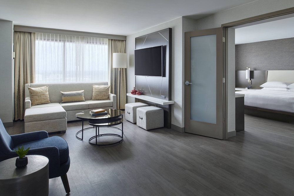 Detroit Marriott Troy — Hotel rooms in Troy, Michigan