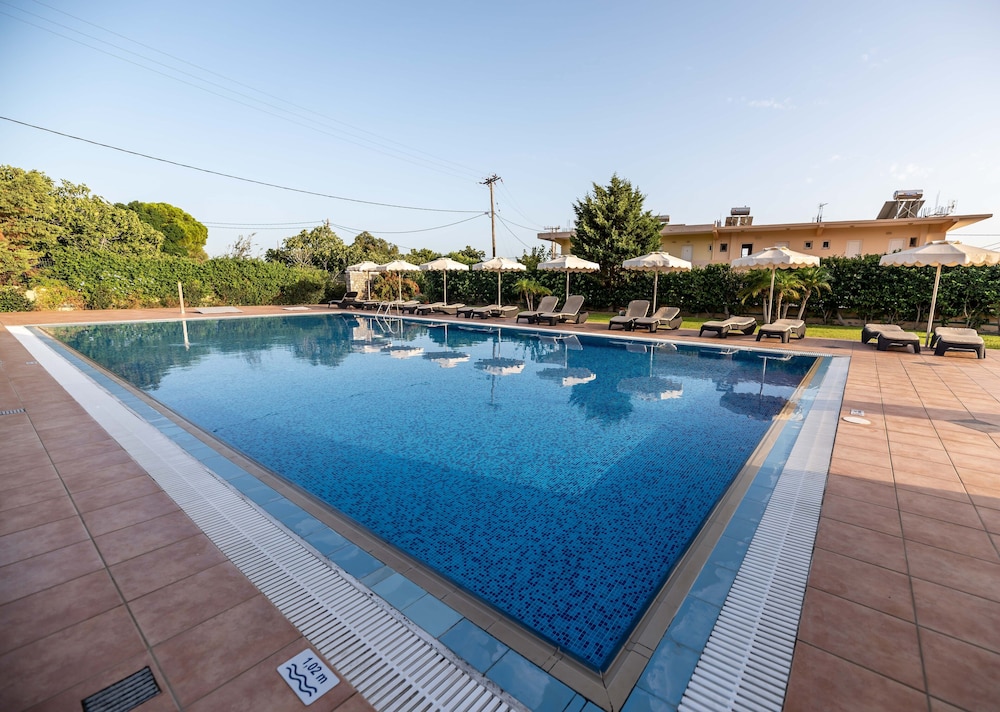 Sunshine Hotel Lardos — Swimming pool in Lardos, South Aegean