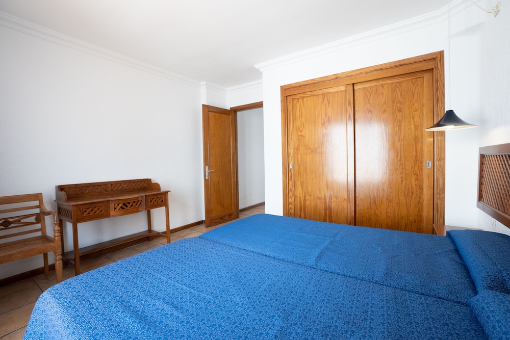 Apartments Agua Marina — Hotel rooms in Puerto del Carmen, Canary Islands