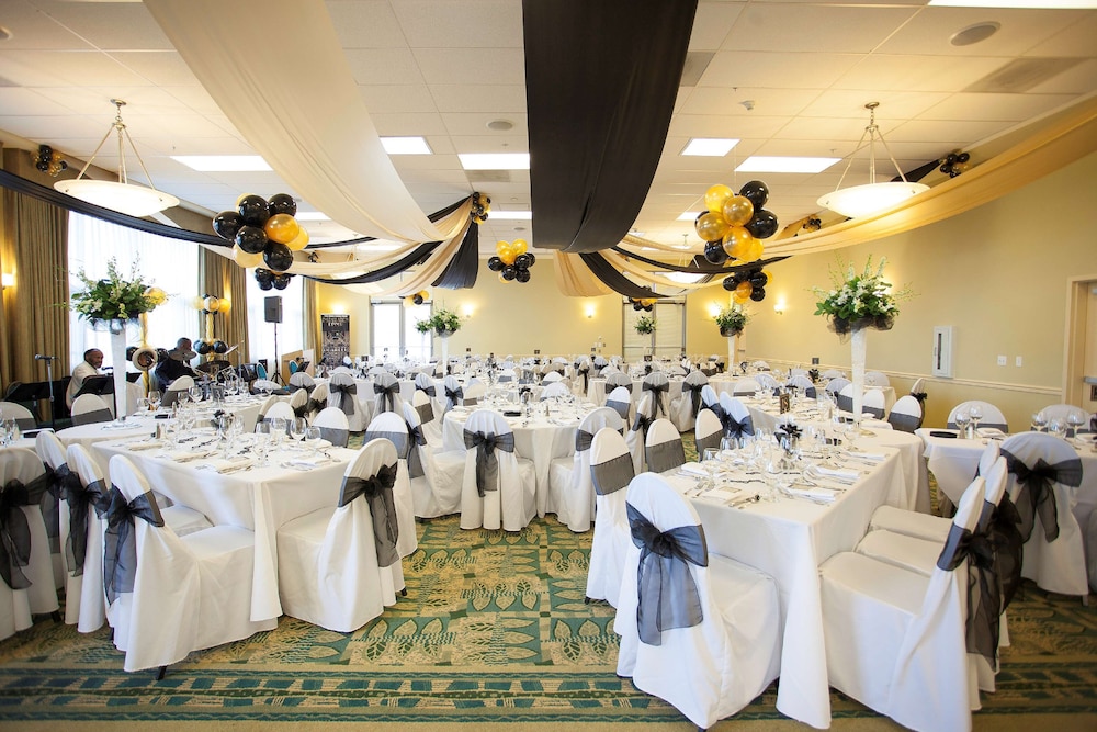 DoubleTree by Hilton Napa Valley - American Canyon — Hotel building in American Canyon, California