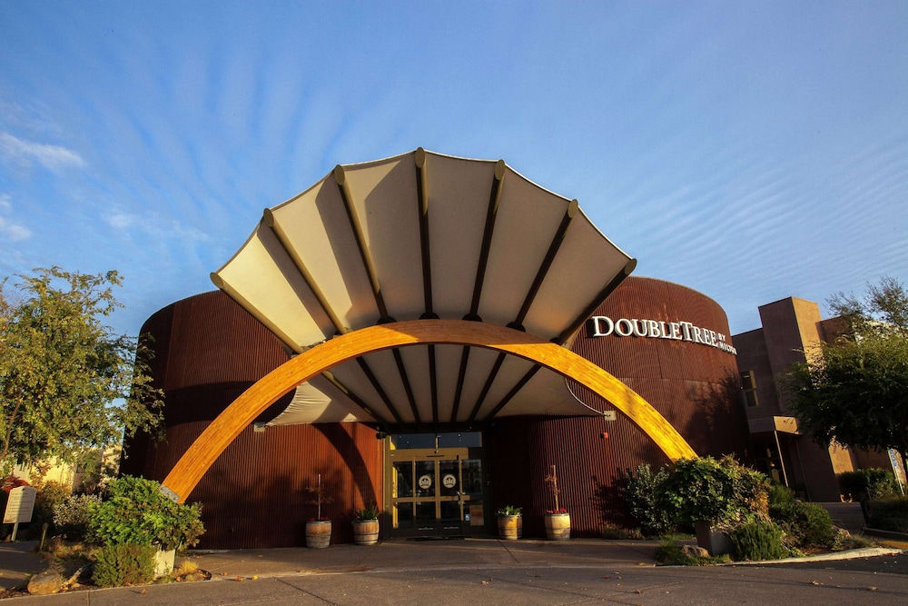 DoubleTree by Hilton Napa Valley - American Canyon — Hotel building in American Canyon, California