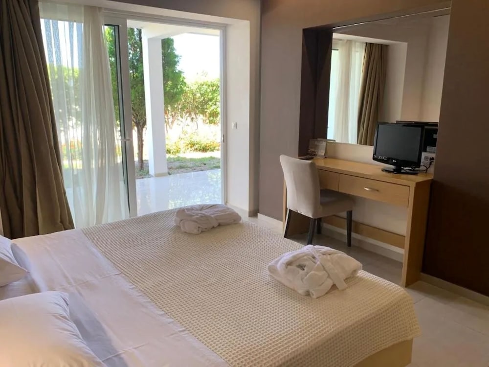 Anavadia Hotel By Anayia All Inclusive Resorts — Hotel rooms in Kolymbia, South Aegean