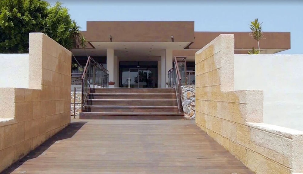 Anavadia Hotel By Anayia All Inclusive Resorts — Hotel building in Kolymbia, South Aegean