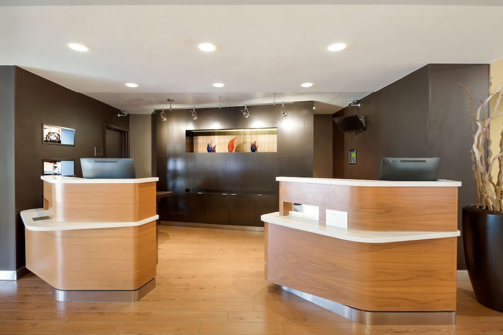 Sonesta Select Huntington Beach Fountain Valley — Hotel building in Fountain Valley, California