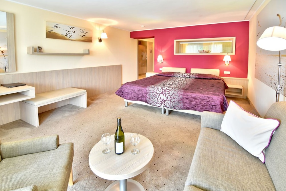 MARITIM Hotel Amelia — Hotel rooms in Albena, Dobrich