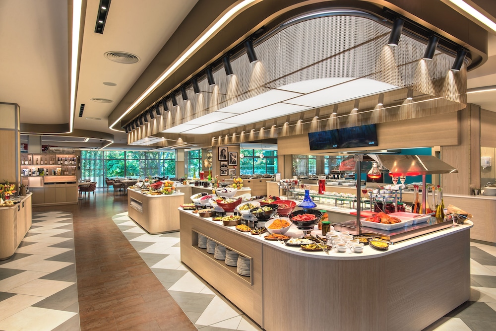 MARITIM Hotel Amelia — Restaurant & bars in Albena, Dobrich