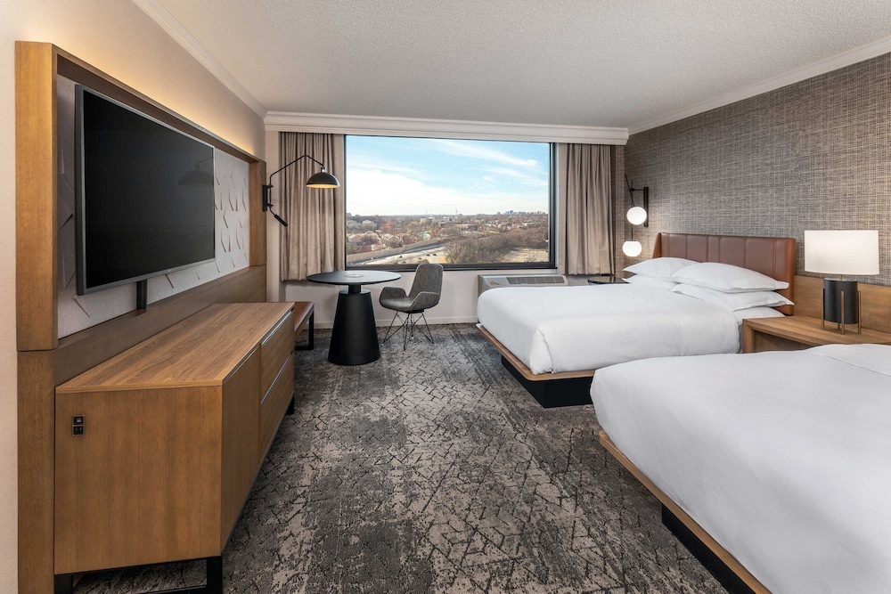 Sheraton Pentagon City Hotel — Hotel rooms in Arlington, Virginia