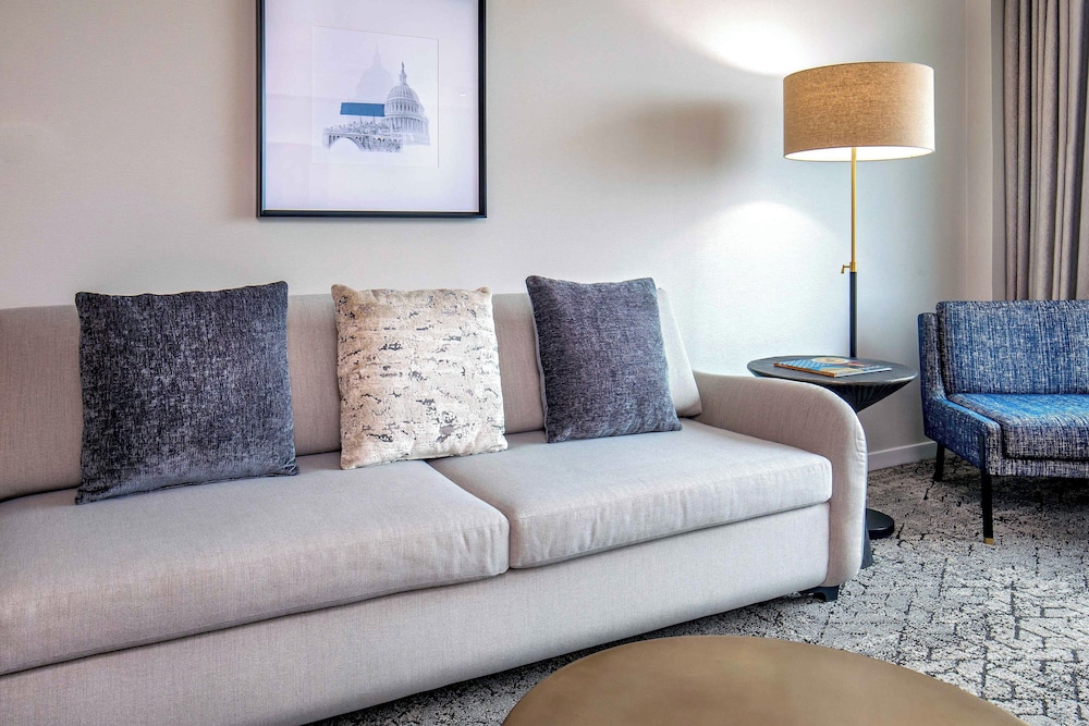 Sheraton Pentagon City Hotel — Hotel rooms in Arlington, Virginia