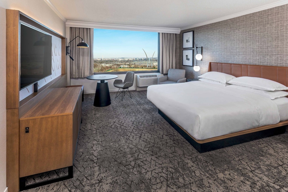 Sheraton Pentagon City Hotel — Hotel rooms in Arlington, Virginia