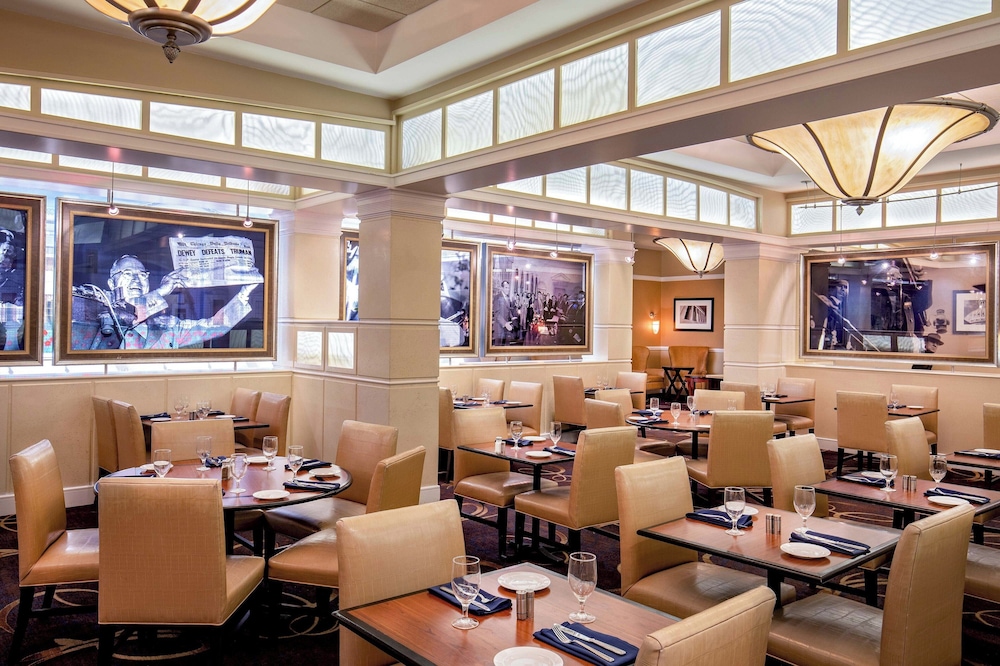 Sheraton Pentagon City Hotel — Restaurant & bars in Arlington, Virginia
