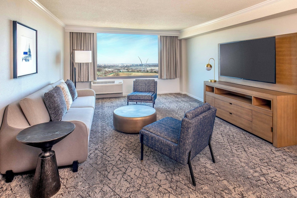 Sheraton Pentagon City Hotel — Hotel rooms in Arlington, Virginia