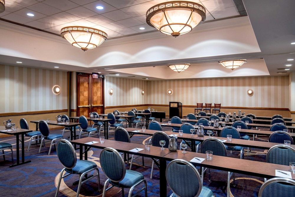 Sheraton Pentagon City Hotel — Hotel building in Arlington, Virginia