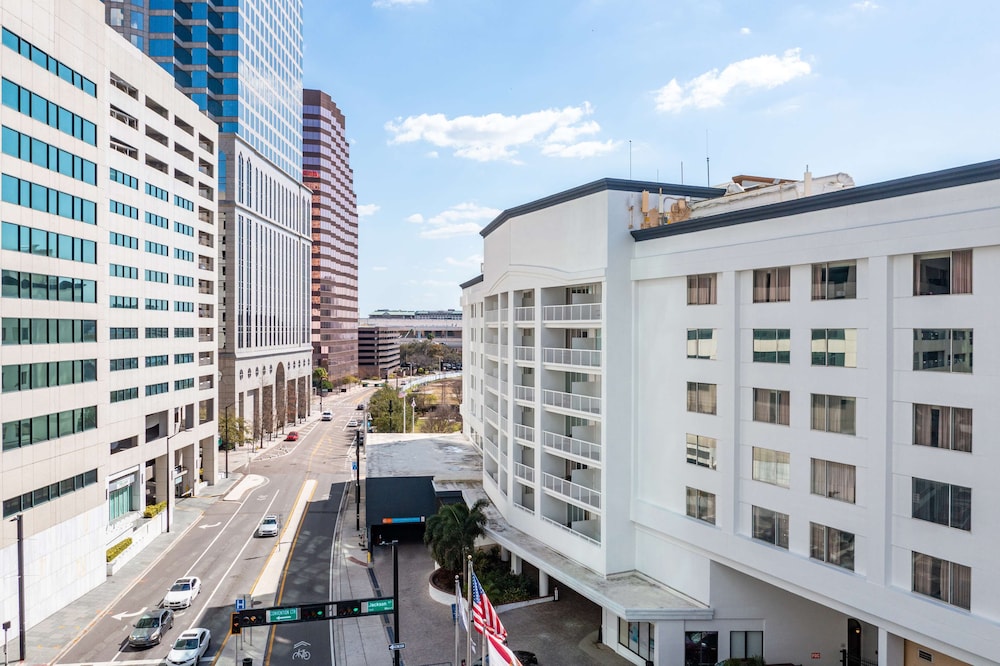 Hotel Tampa Riverwalk — Hotel building in Tampa, Florida