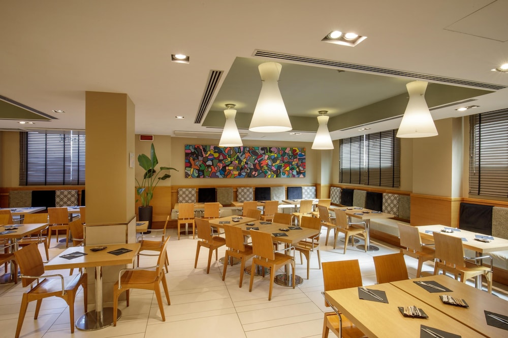 Best Western Plus Globus Hotel — Restaurant & bars in Rome, Lazio