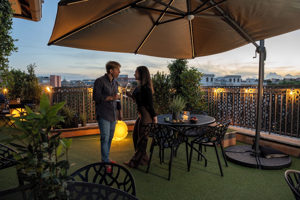 Best Western Plus Globus Hotel — Restaurant & bars in Rome, Lazio