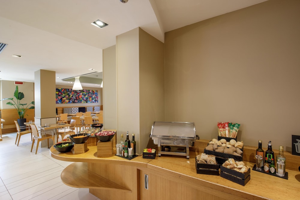 Best Western Plus Globus Hotel — Restaurant & bars in Rome, Lazio